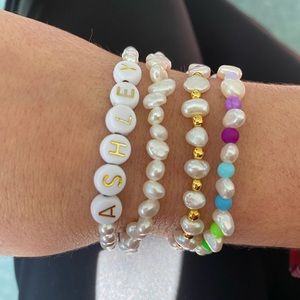 Pearl customized stretch bracelet